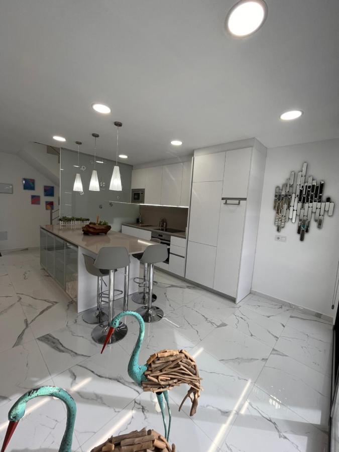 Apartamentos Rosa De Abril Teia エクステリア 写真
